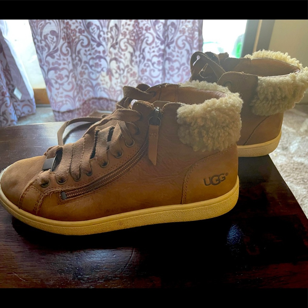 UGG (brown/tan) brand ankle boots.  Size 6 used but in good condition.